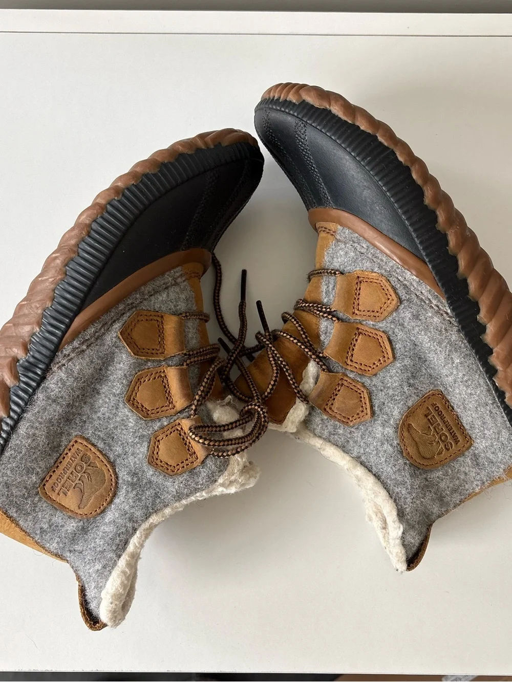 Sorel Out N About Plus Felt Boots Women’s 7 Waterproof